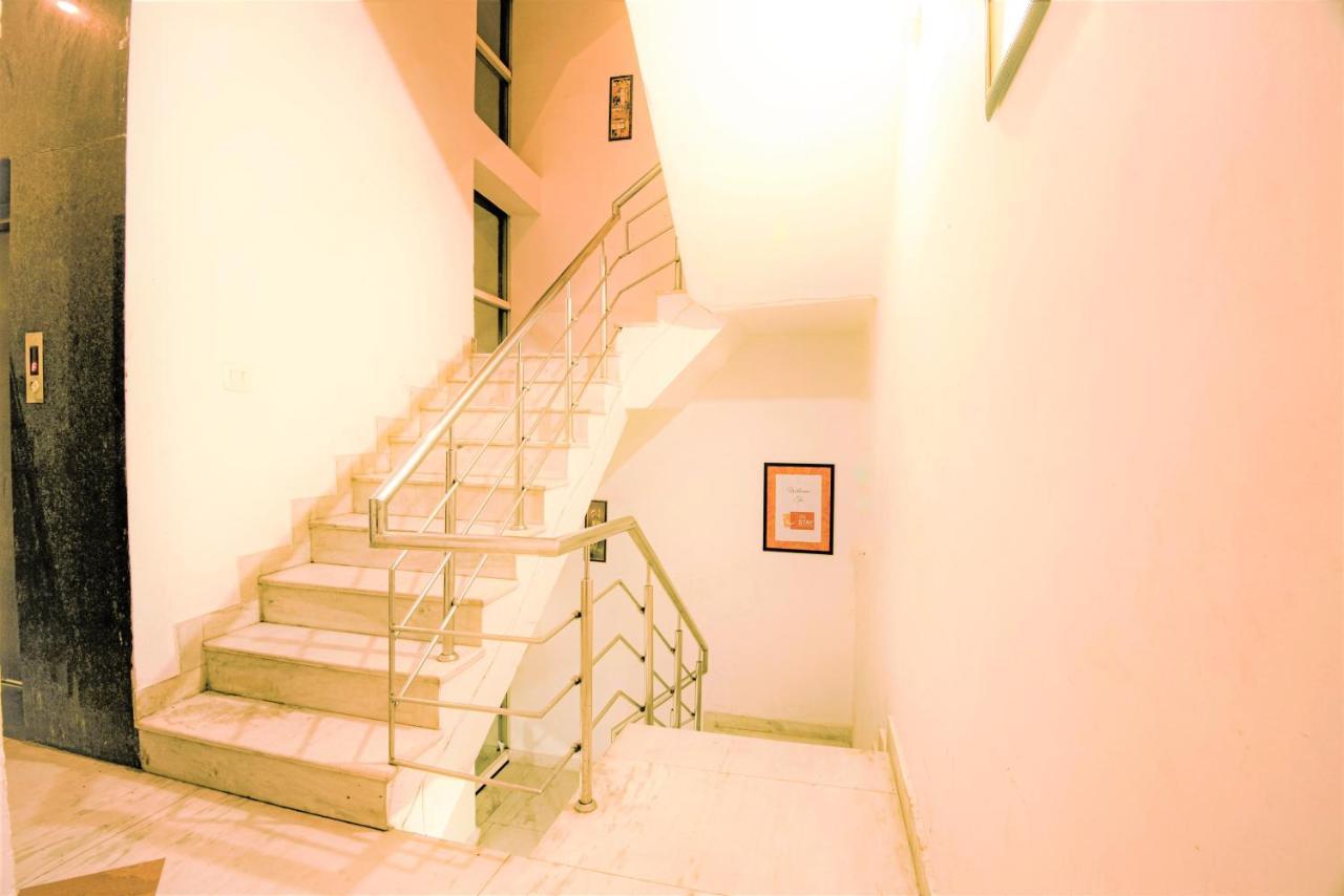 Instay - 46 Gurgaon Bagian luar foto