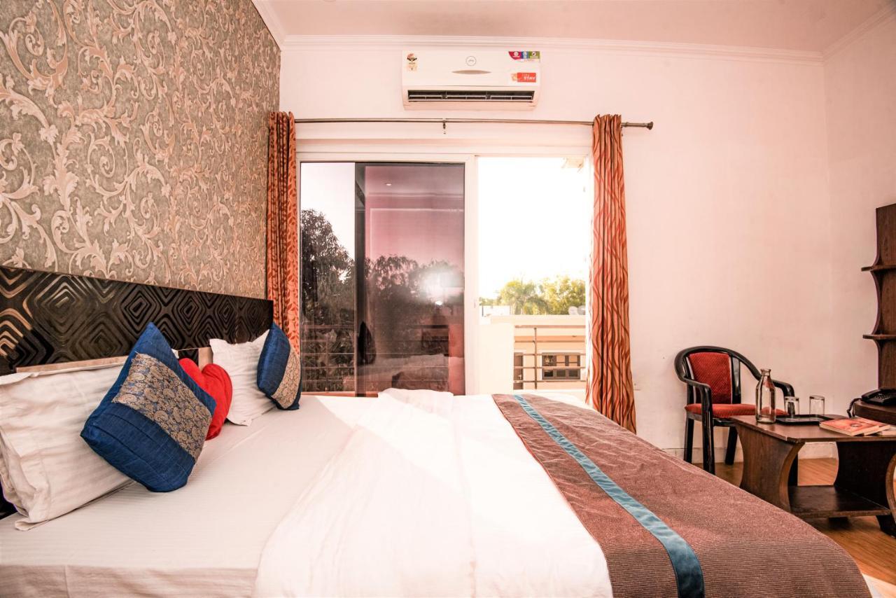 Instay - 46 Gurgaon Bagian luar foto